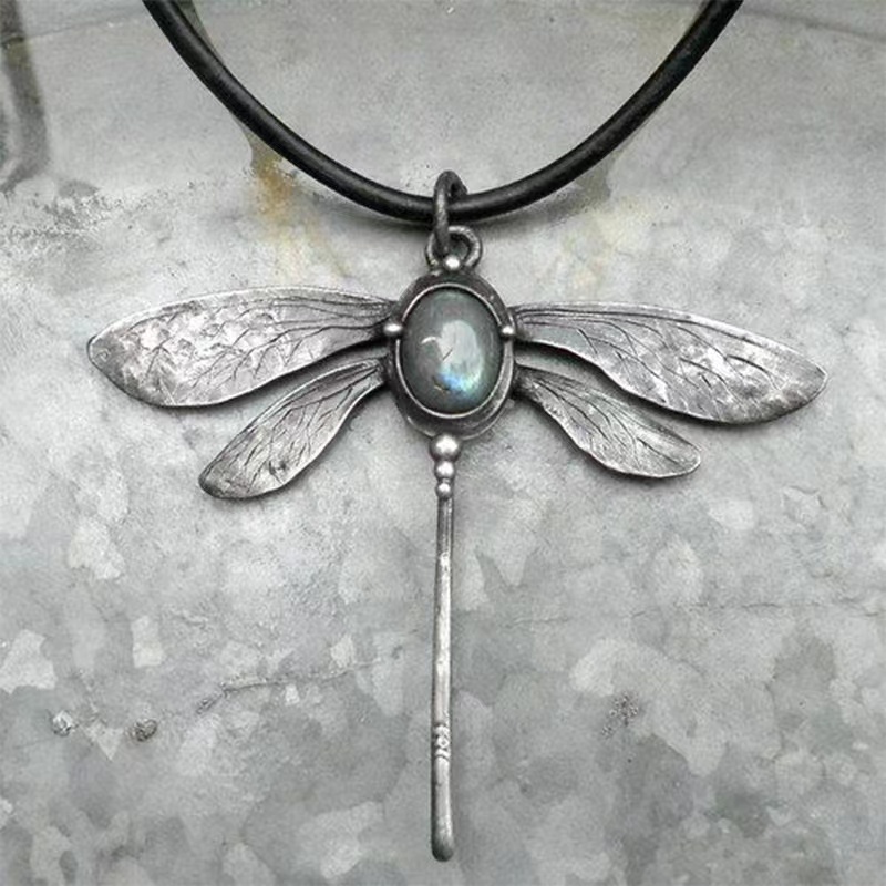 Classical Vintage Style Classic Style Dragonfly Alloy Unisex Pendant Necklace display picture 1