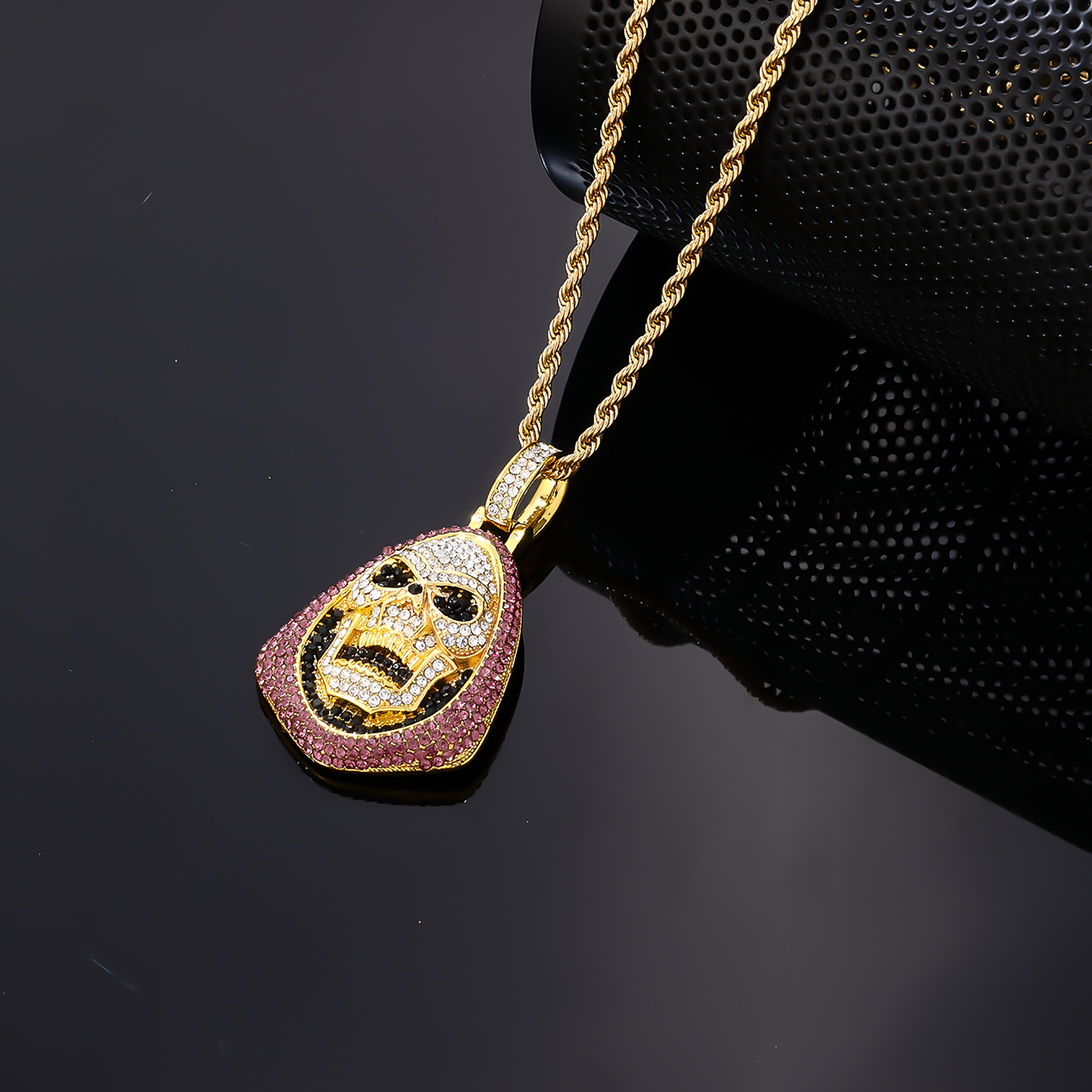 Hip-Hop Vintage Style Rock Geometric 304 Stainless Steel Copper Plating Inlay Zircon K Gold Plated Men'S Pendant Necklace display picture 3