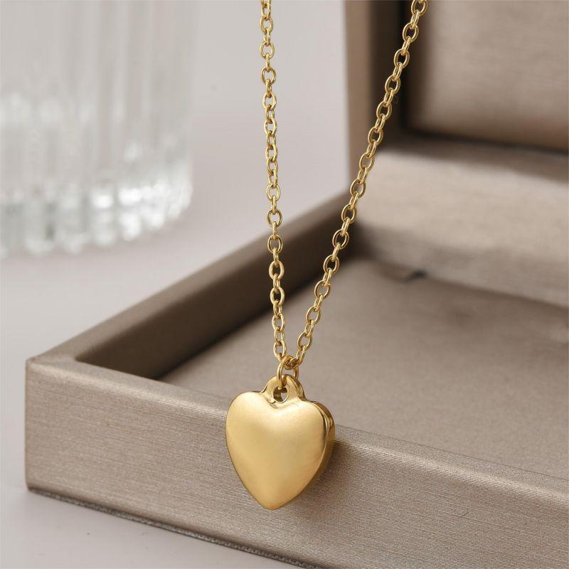 Stainless Steel 18K Gold Plated IG Style Commute Shiny Polishing Plating Heart Shape Pendant Necklace display picture 2