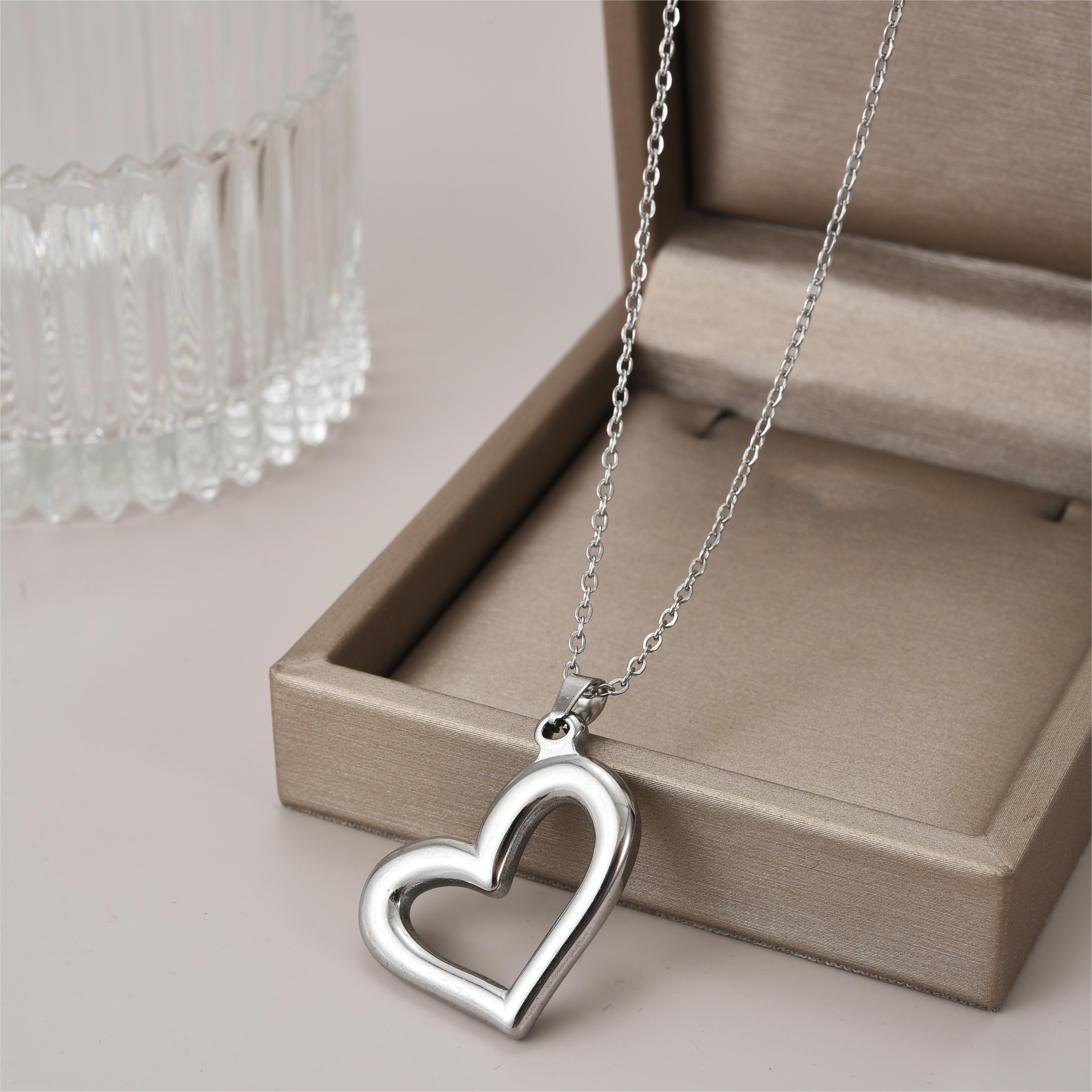 Stainless Steel 18K Gold Plated Simple Style Commute Polishing Plating Heart Shape Pendant Necklace display picture 3