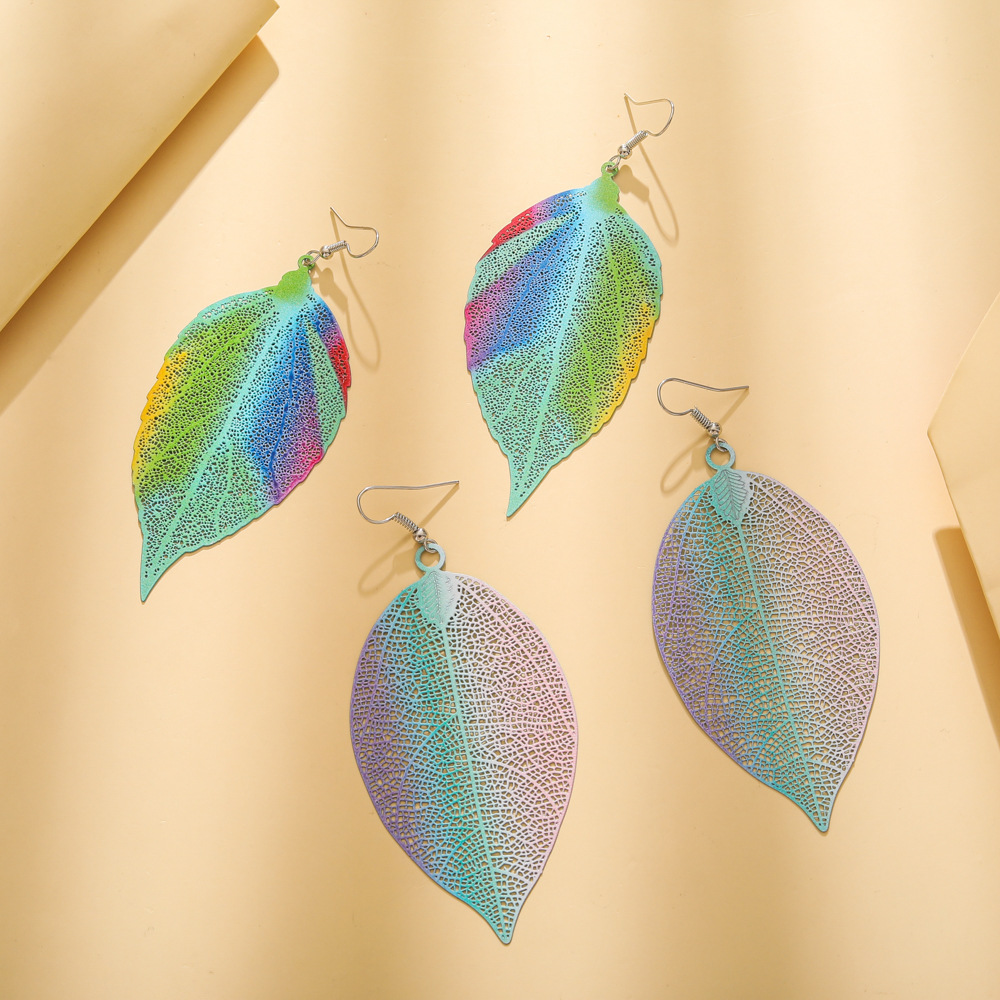1 Pair Pastoral Leaf Plating Metal Drop Earrings display picture 3