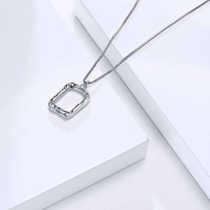 Wholesale Simple Style Square Brass Plating Gold Plated Pendant Necklace display picture 9