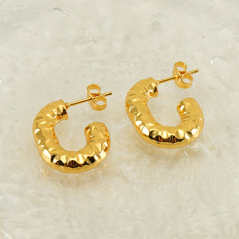 1 Pair Elegant Water Droplets Polishing Gold Plated Stainless Steel Titanium Steel 18K Gold Plated Earrings display picture 2