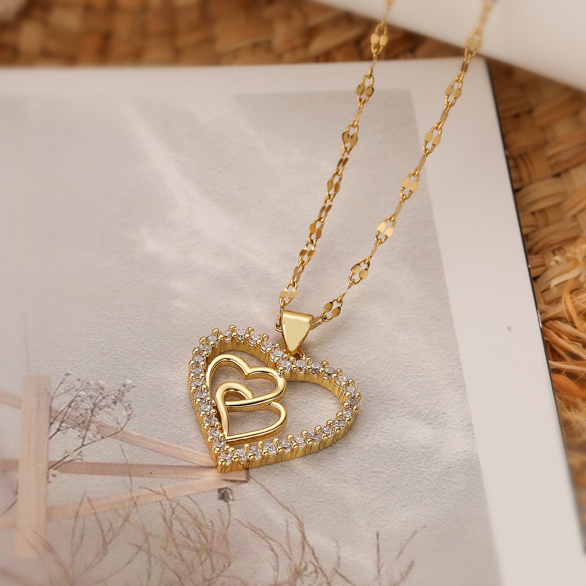 Elegant Streetwear Heart Shape Copper 18k Gold Plated Zircon Pendant Necklace In Bulk display picture 6