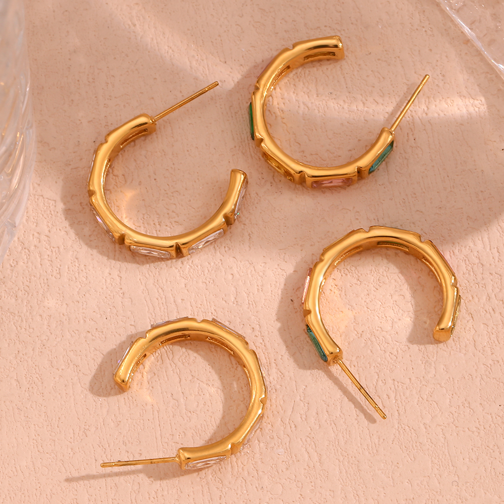 1 Pair Simple Style Solid Color Plating Inlay Stainless Steel Zircon 18k Gold Plated Hoop Earrings display picture 3
