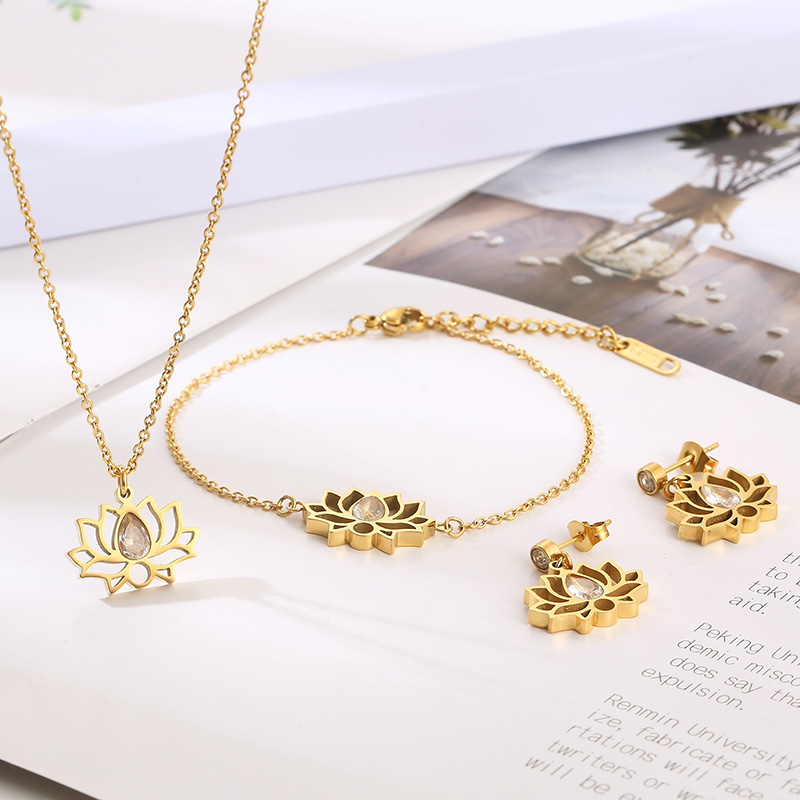 Titanium Steel 18K Gold Plated Simple Style Plating Hollow Out Lotus Chrysanthemum Bracelets Earrings Necklace display picture 15