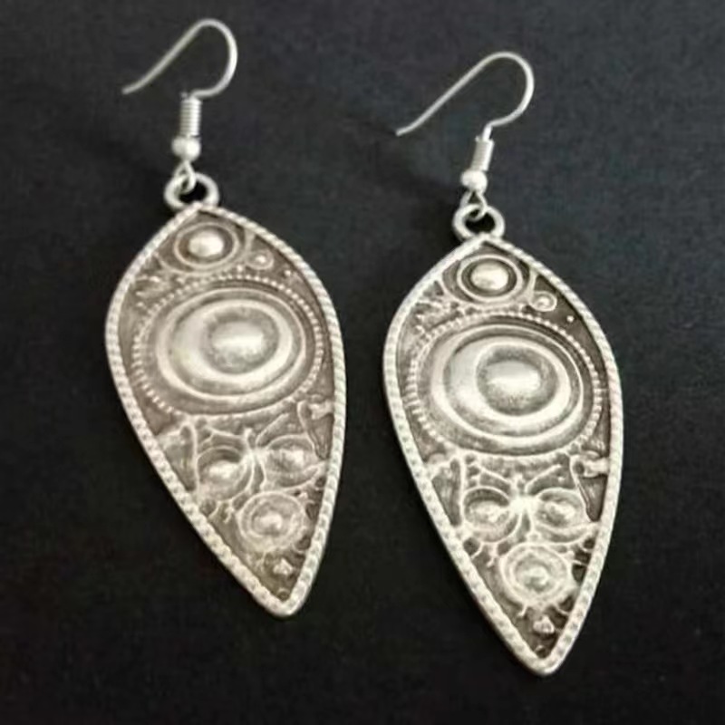 Wholesale Jewelry Novelty Classic Style Leaves Alloy Ear Hook display picture 2