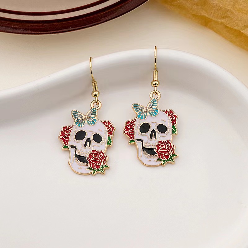 Wholesale Jewelry Funny Skull Alloy Ear Hook display picture 5