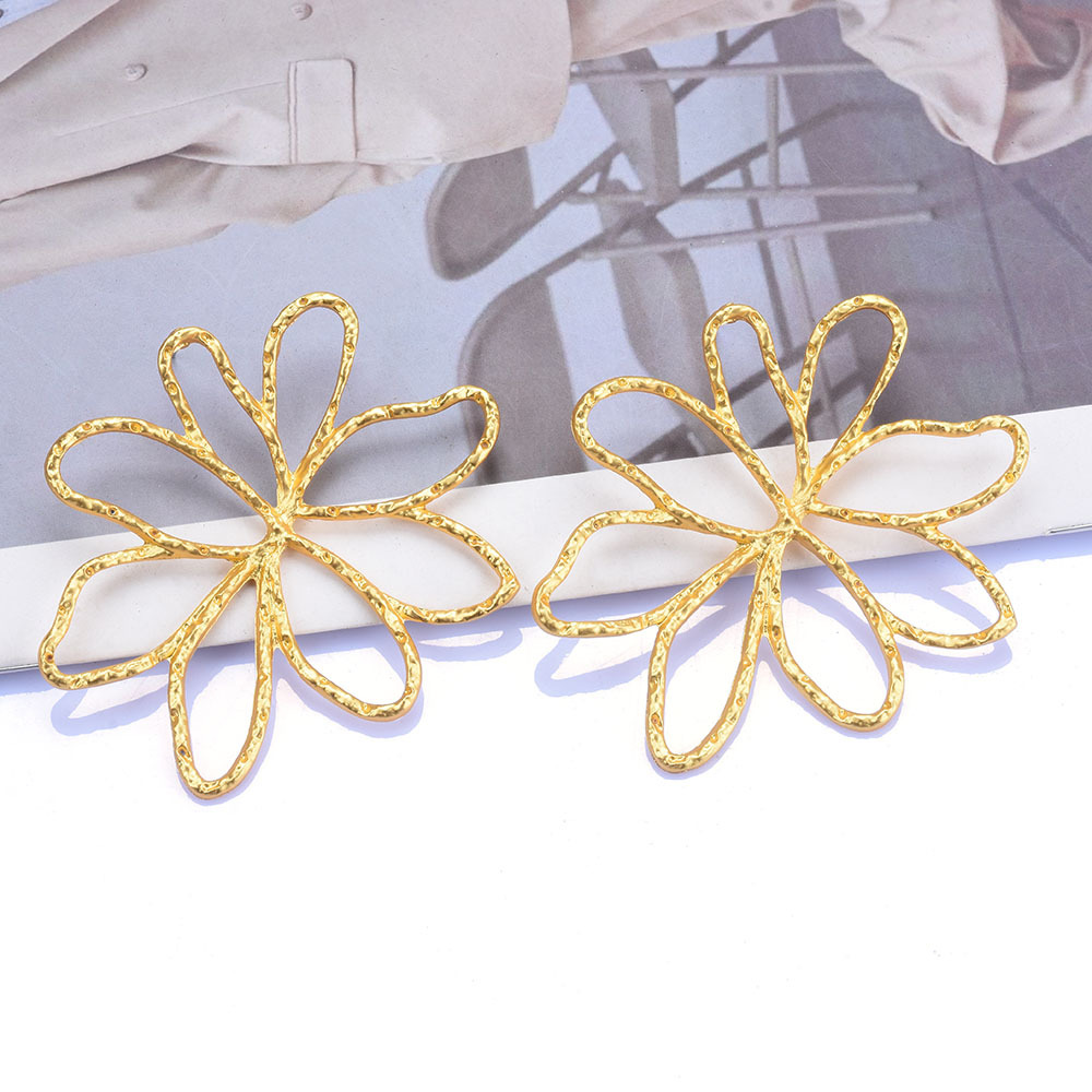 Wholesale Jewelry Vacation Simple Style Flower Metal Plating Drop Earrings display picture 5