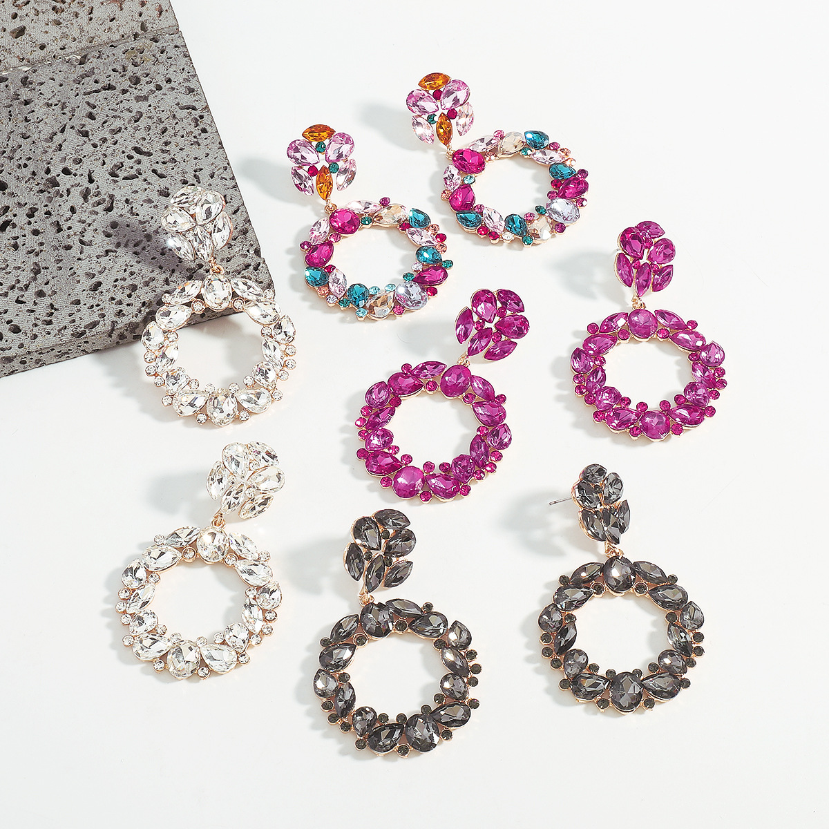 1 Paire Glamour Luxueux Style Simple Cercle Alliage Strass Boucles D'oreilles display picture 3