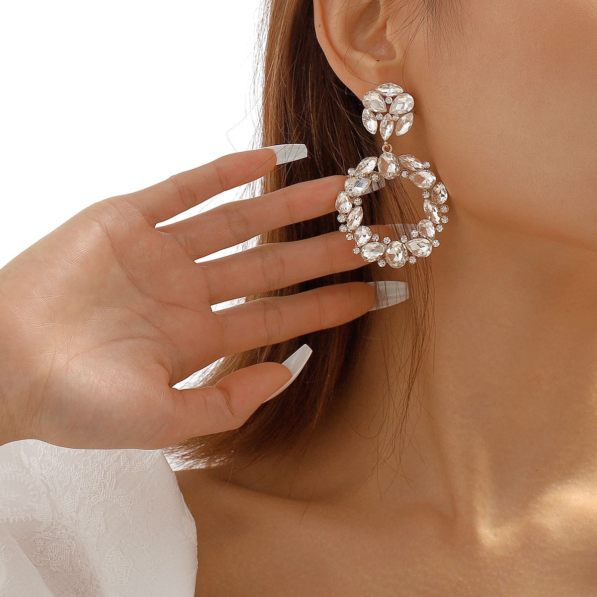 1 Pair Glam Luxurious Simple Style Circle Alloy Rhinestone Drop Earrings display picture 2
