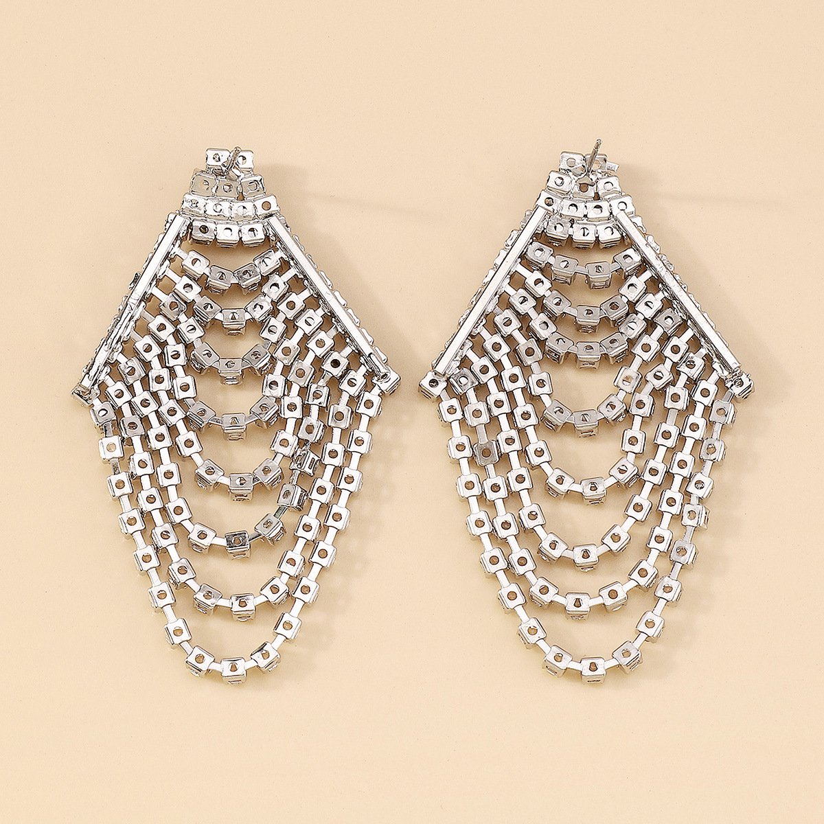 1 Paire Style Moderne Style Simple Brillant Gland Incruster Alliage Strass Boucles D'oreilles display picture 6