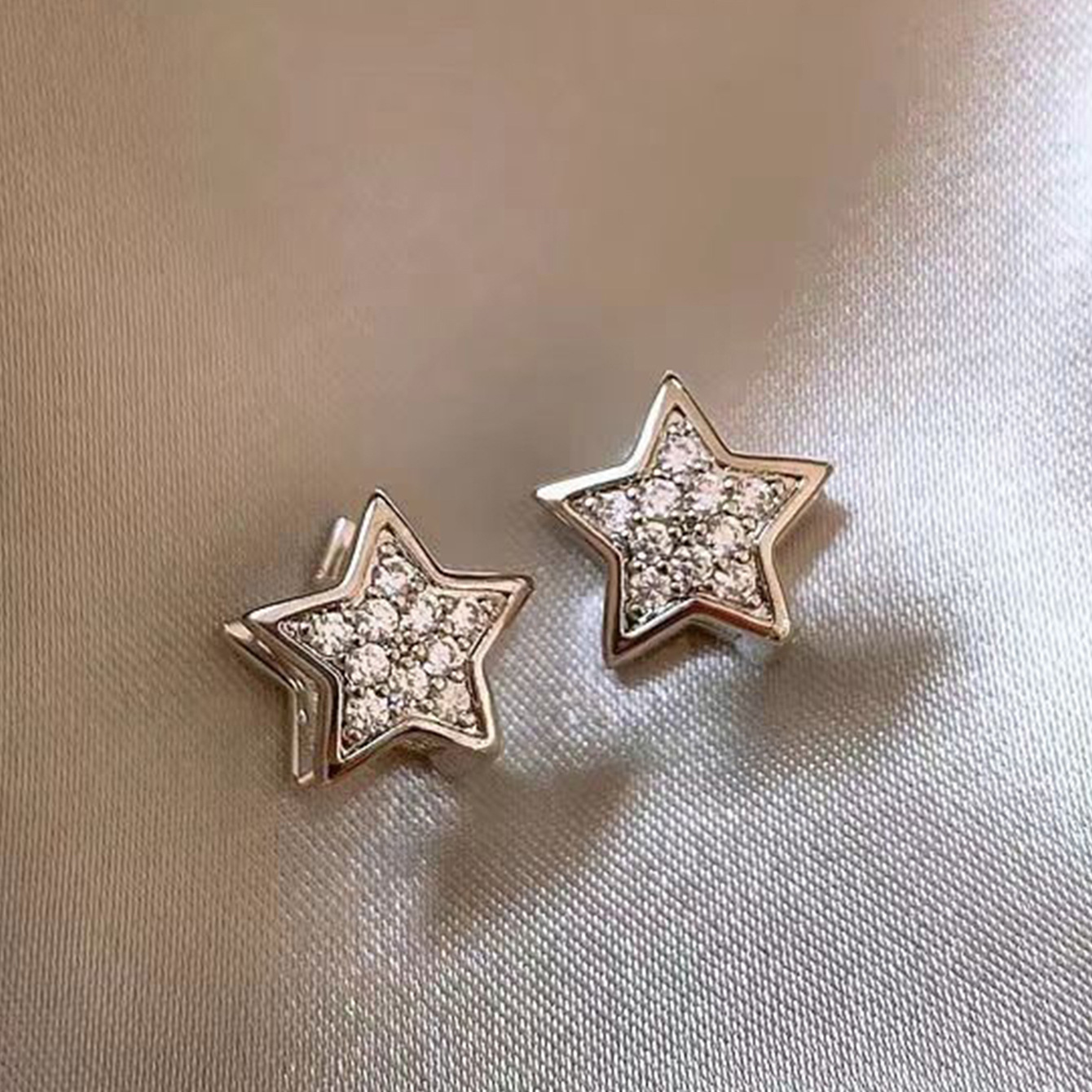 1 Pair Elegant Sweet Star Plating Inlay Alloy Rhinestones Ear Studs display picture 4