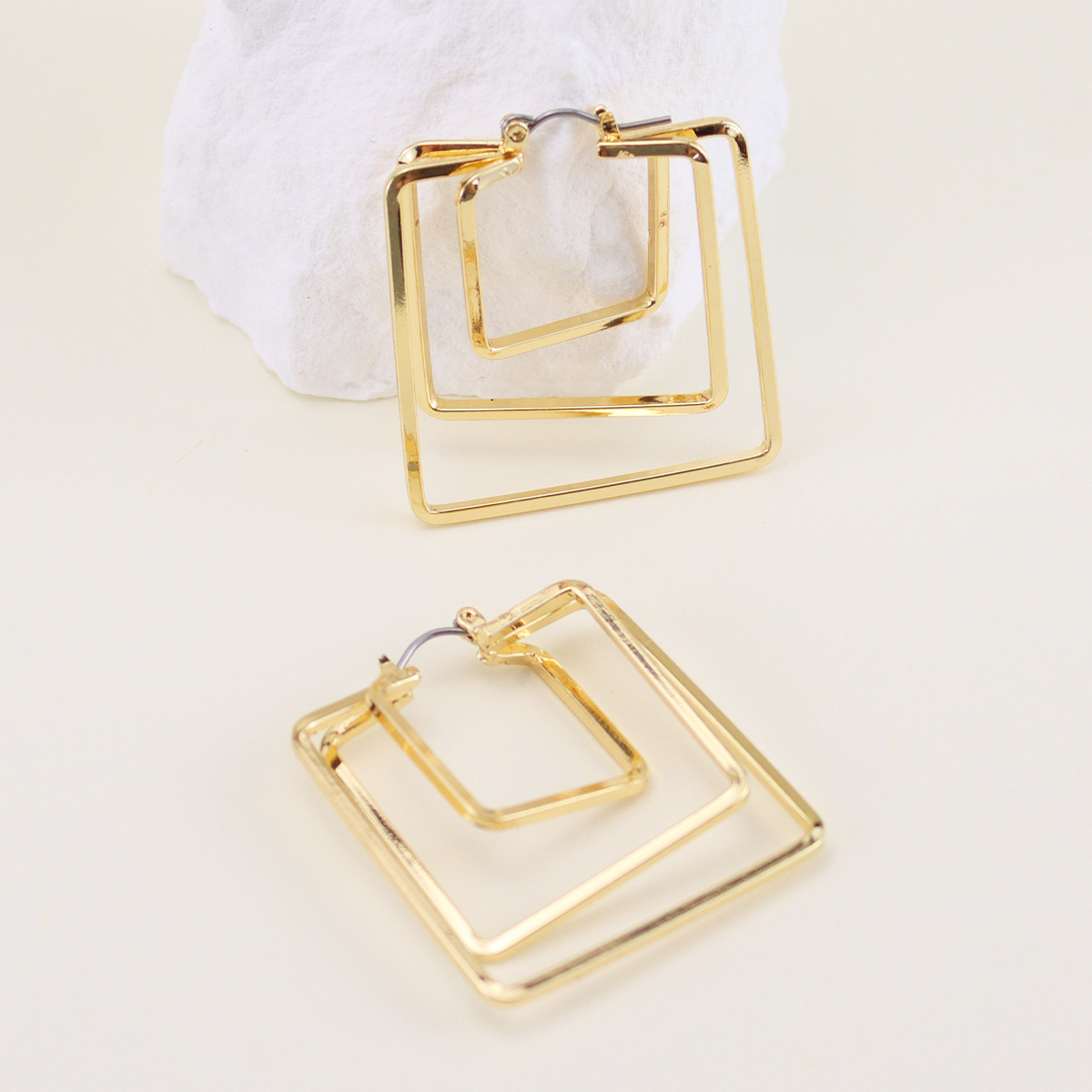 1 Pair Basic Square Iron Earrings display picture 4