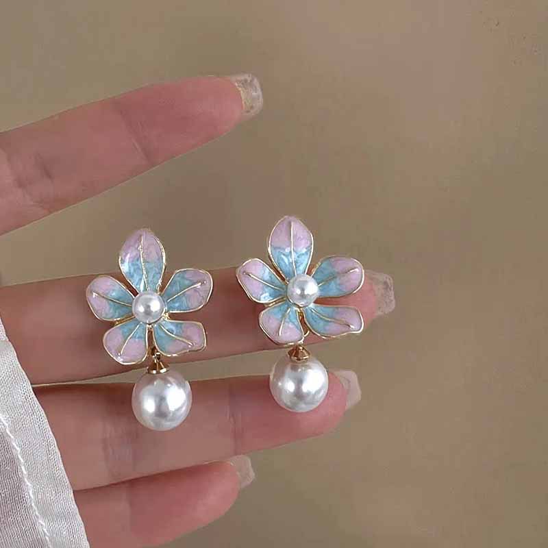 Wholesale Jewelry Simple Style Flower Alloy Pearl Inlay Drop Earrings display picture 1