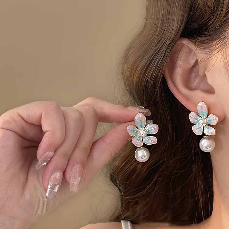Wholesale Jewelry Simple Style Flower Alloy Pearl Inlay Drop Earrings display picture 3