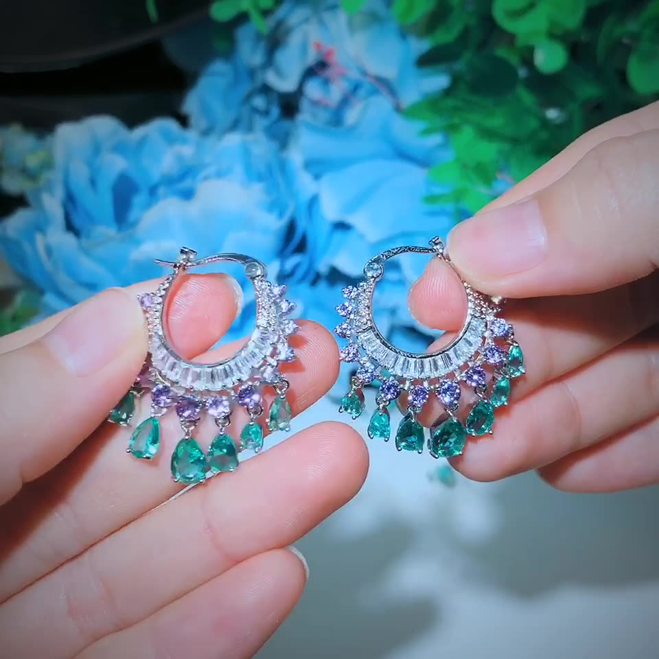1 Pair Elegant Water Droplets Tassel Plating Inlay Copper Artificial Gemstones Drop Earrings display picture 8