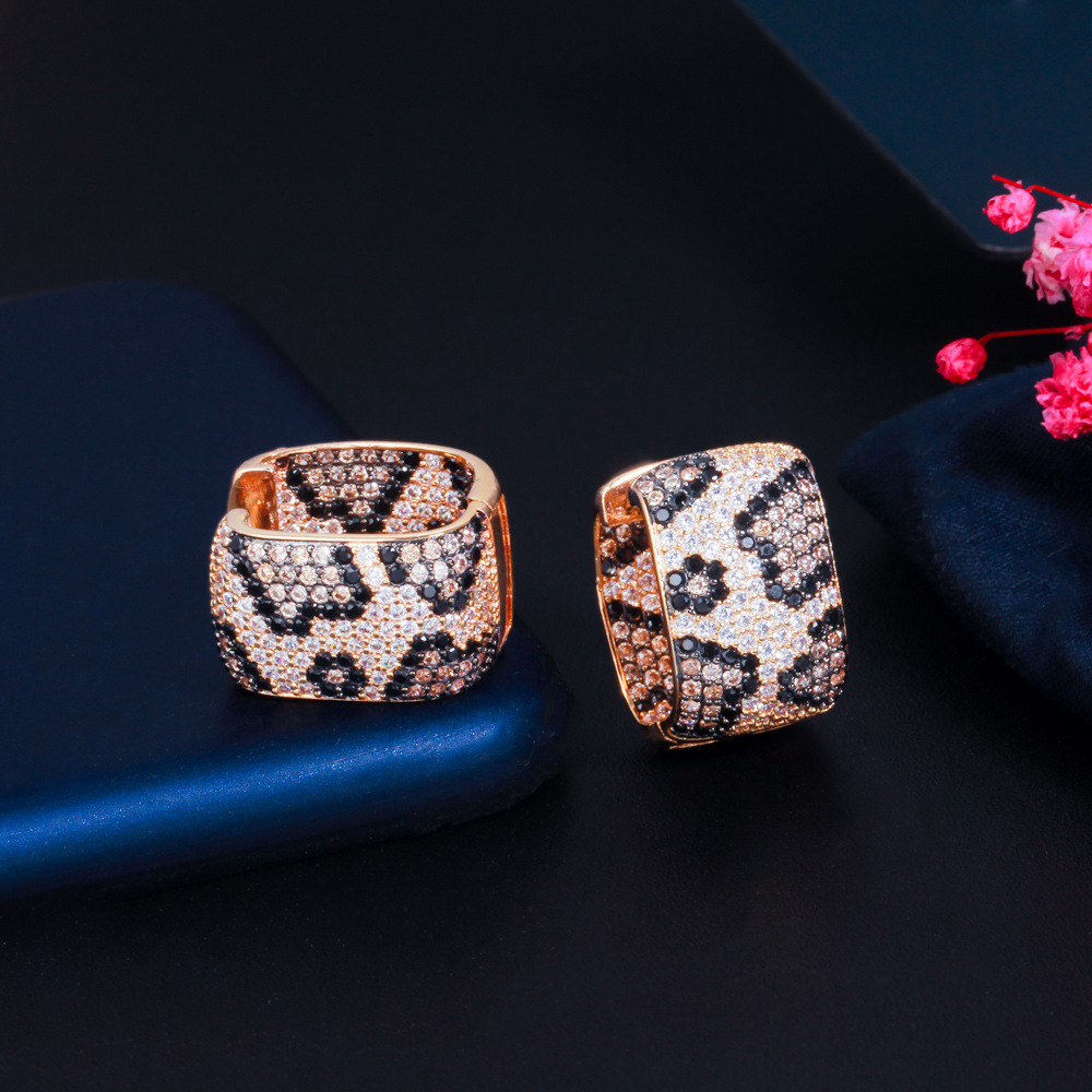 1 Pair Casual Elegant Rock Snakeskin Plating Inlay Copper Zircon Rose Gold Plated White Gold Plated Rhodium Plated Ear Studs display picture 4