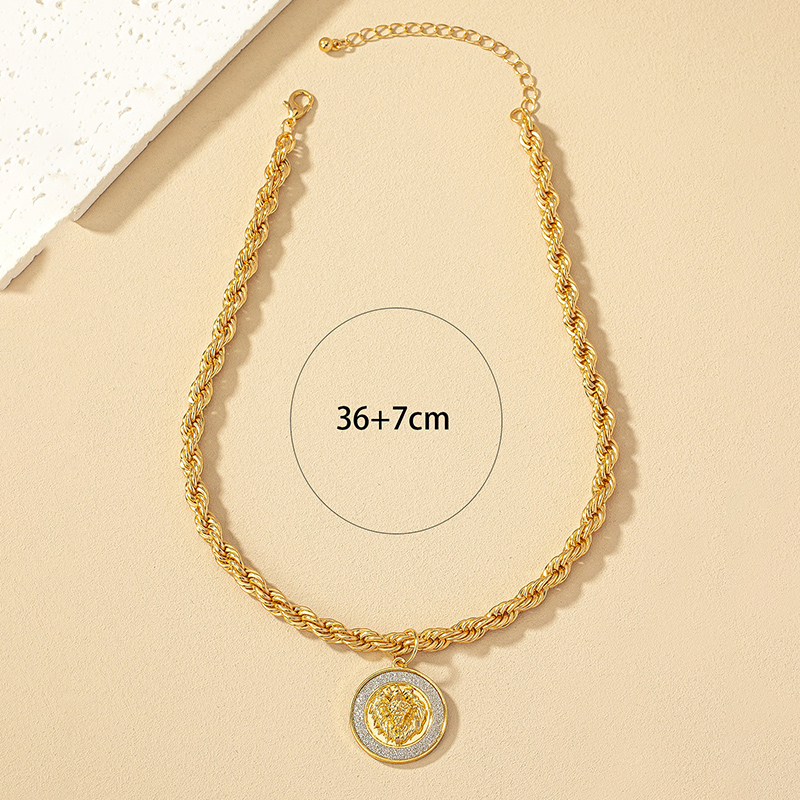 Retro Solid Color Alloy Plating 14k Gold Plated Women's Pendant Necklace display picture 5