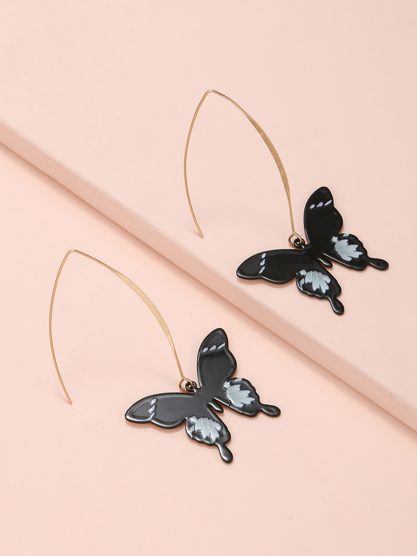 1 Pair Sexy Butterfly Printing Plating Iron Ear Hook display picture 1