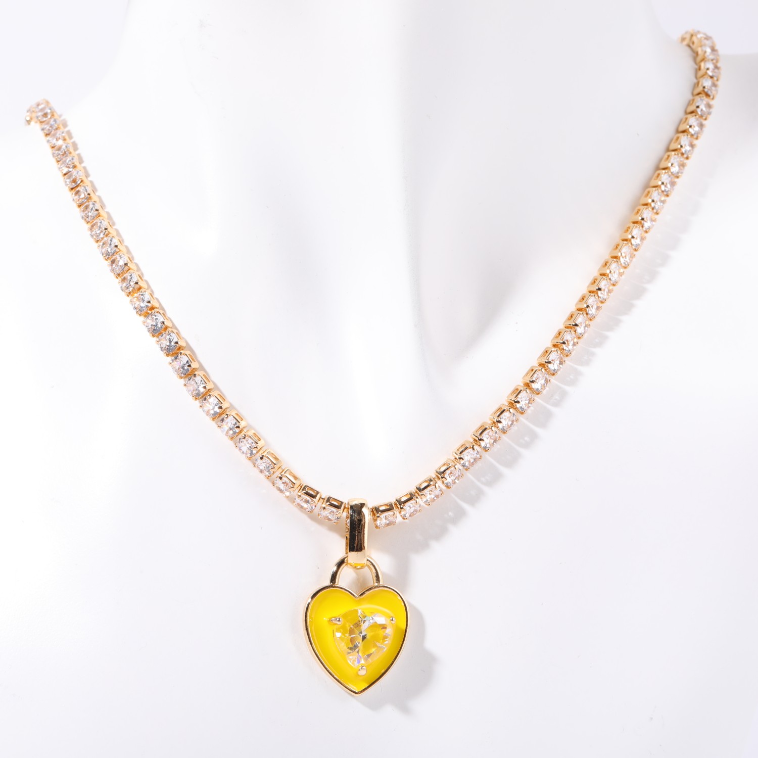 Wholesale Casual Simple Style Heart Shape Copper Plating Inlay Zircon Pendant Necklace display picture 7