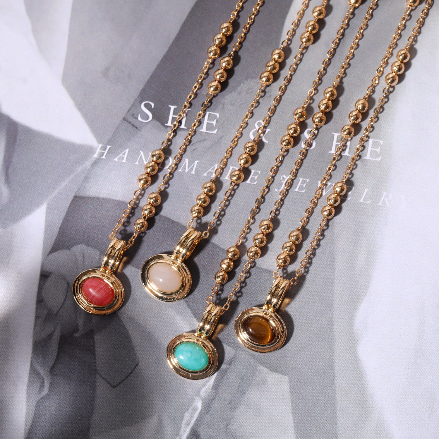 Natural Stone Copper Casual Simple Style Plating Inlay Oval Artificial Gemstones Pendant Necklace display picture 2