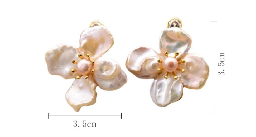 1 Pair Sweet Flower Plating Inlay Freshwater Pearl Mixed Materials Sterling Silver Pearl 18k Gold Plated Ear Studs display picture 5