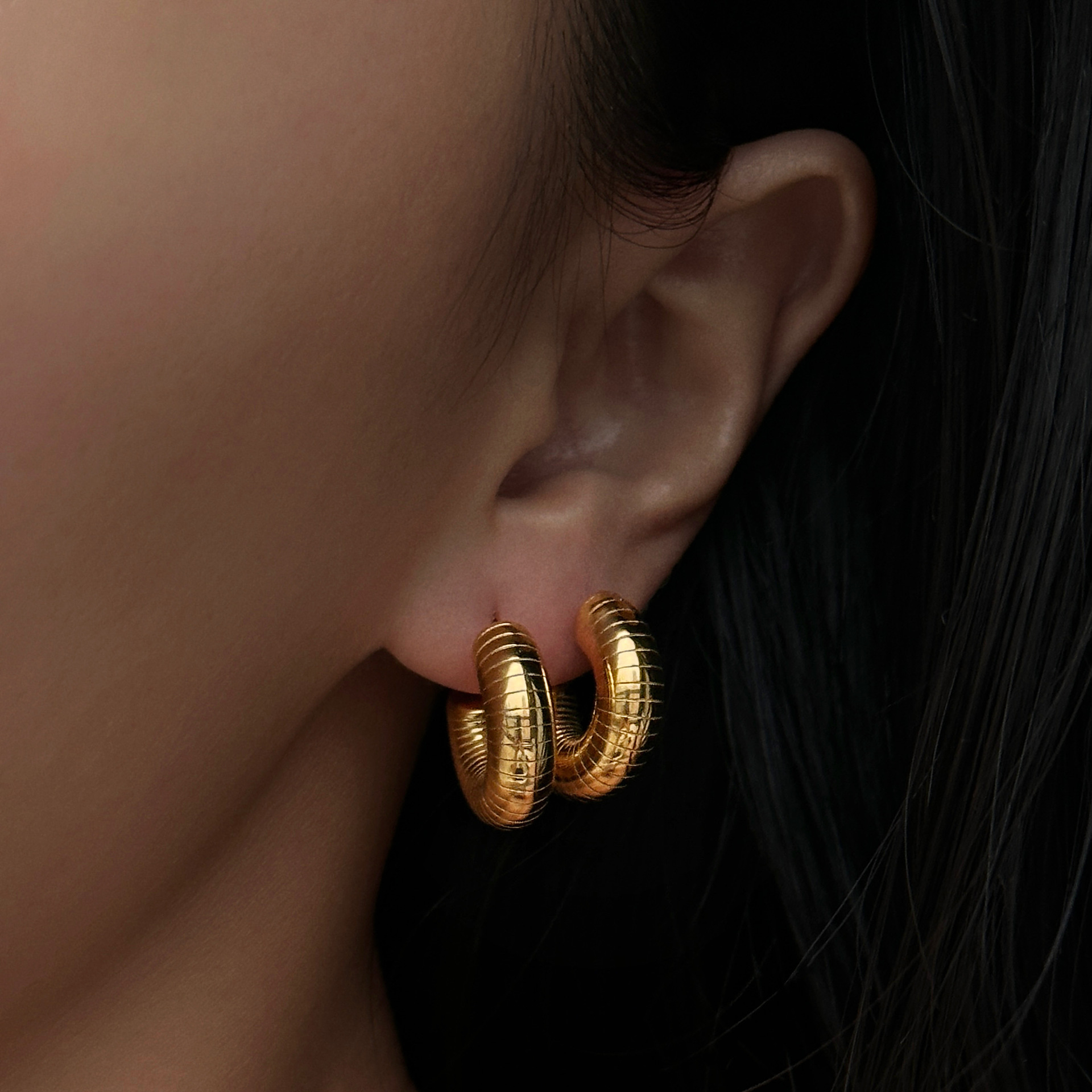 1 Pair Ig Style Classic Style C Shape Stainless Steel 14k Gold Plated Ear Studs display picture 5