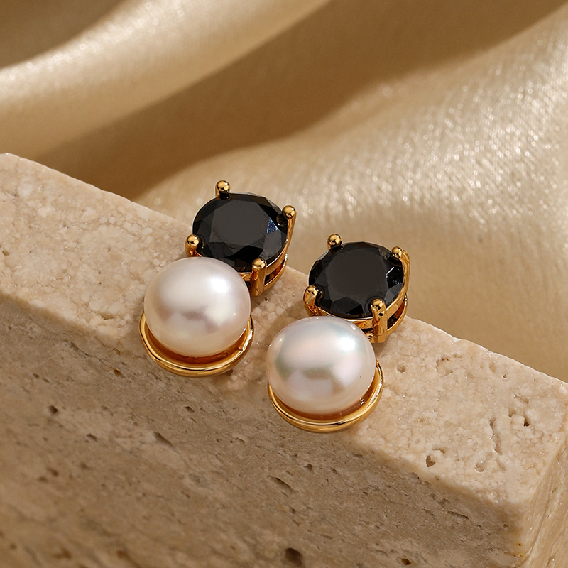 1 Pair Ig Style Round Plating Inlay Copper Freshwater Pearl Zircon 18k Gold Plated Drop Earrings display picture 2