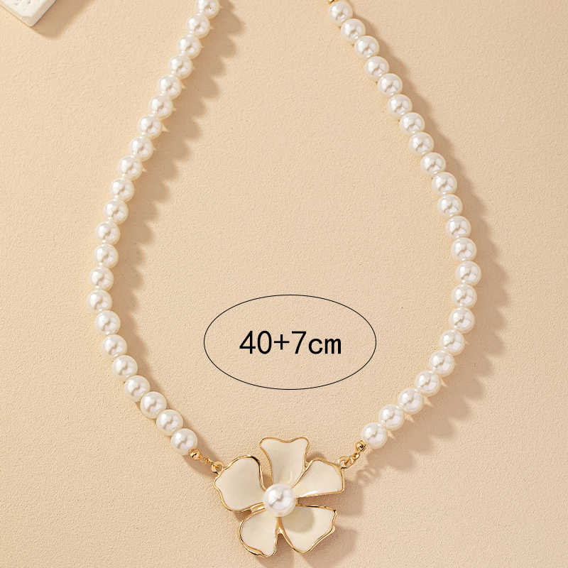 Style Simple Style Classique Fleur Perlé Alliage Perlé Placage Plaqué Or 14k Femmes Pendentif display picture 3