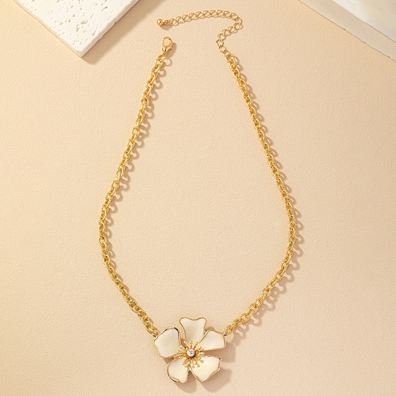 Simple Style Classic Style Flower Beaded Alloy Beaded Plating 14k Gold Plated Women's Pendant Necklace display picture 10
