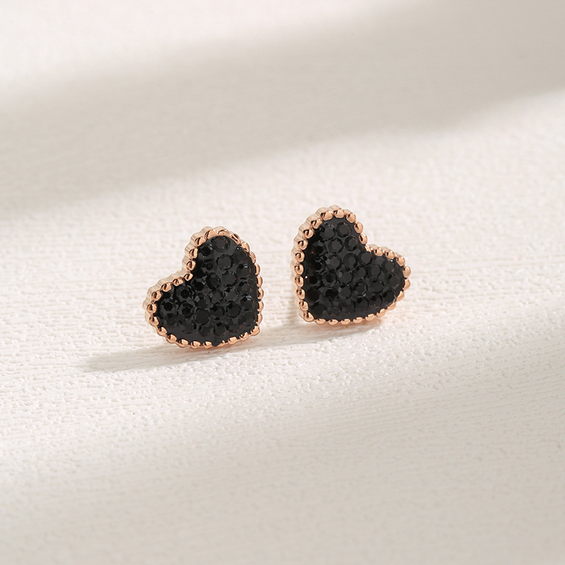 1 Pair Streetwear Heart Shape Inlay Stainless Steel Zircon Rose Gold Plated Ear Studs display picture 1