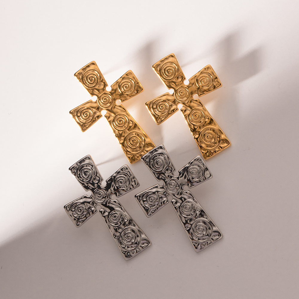 1 Pair Retro Cross Plating Stainless Steel 18k Gold Plated Ear Studs display picture 2