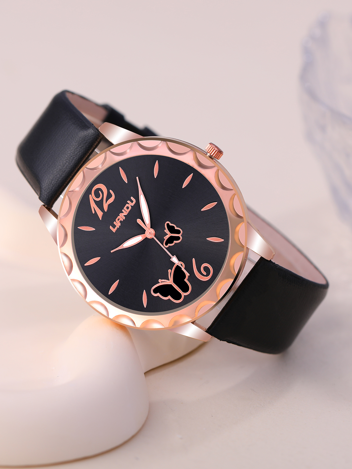 Casual Butterfly Buckle Quartz Women's Watches display picture 4