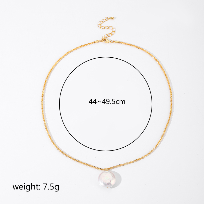 Retro Round Copper 18k Gold Plated Silver Plated Freshwater Pearl Pendant Necklace In Bulk display picture 1