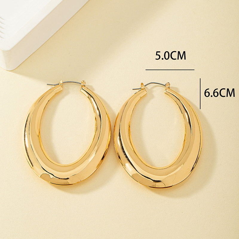 1 Pair Retro Modern Style Round Plating Hollow Out Alloy 14k Gold Plated Earrings display picture 5