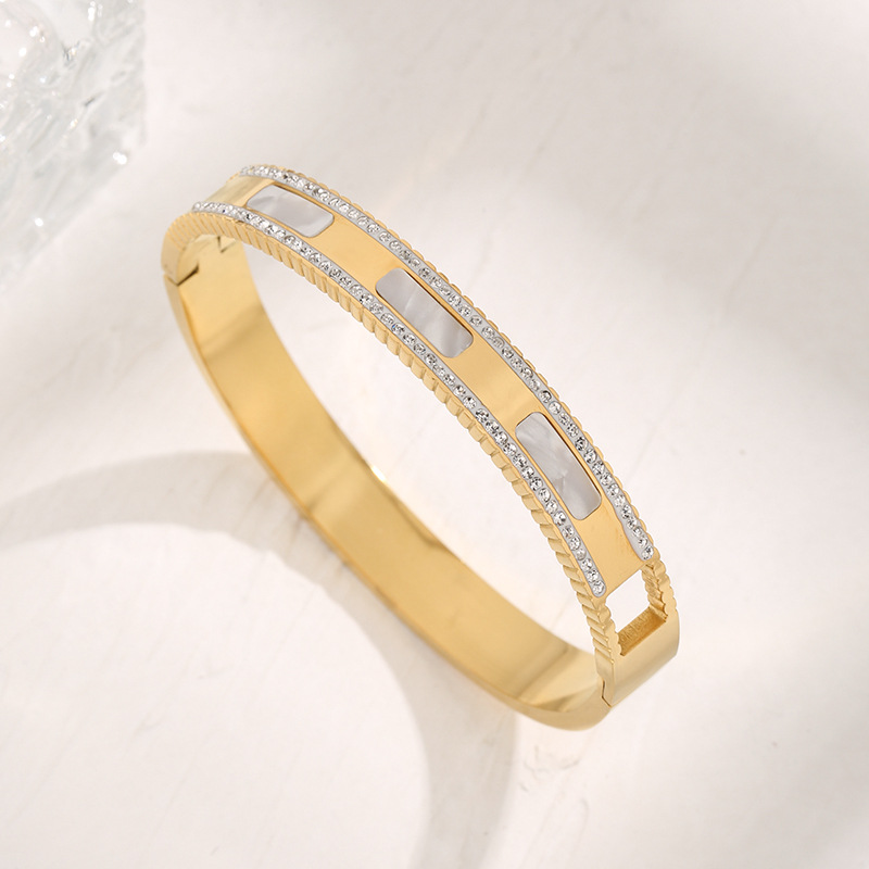Glam Luxurious Classic Style Geometric Stainless Steel Titanium Steel Plating Inlay Zircon 18k Gold Plated Bangle display picture 10