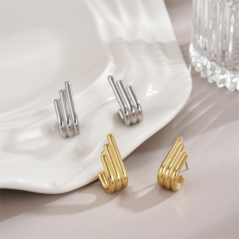 1 Pair Simple Style Lines Plating Stainless Steel 18K Gold Plated Ear Studs display picture 1