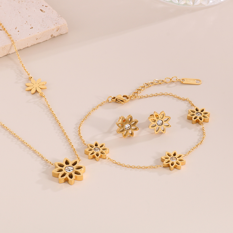 Titanium Steel 18K Gold Plated Simple Style Plating Hollow Out Lotus Chrysanthemum Bracelets Earrings Necklace display picture 21
