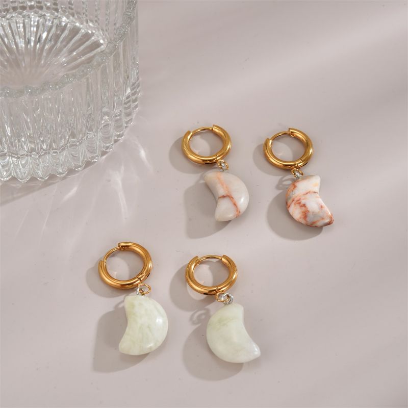 1 Pair Classical Exaggerated Simple Style Moon Polishing Stainless Steel Natural Stone 18K Gold Plated Drop Earrings display picture 3