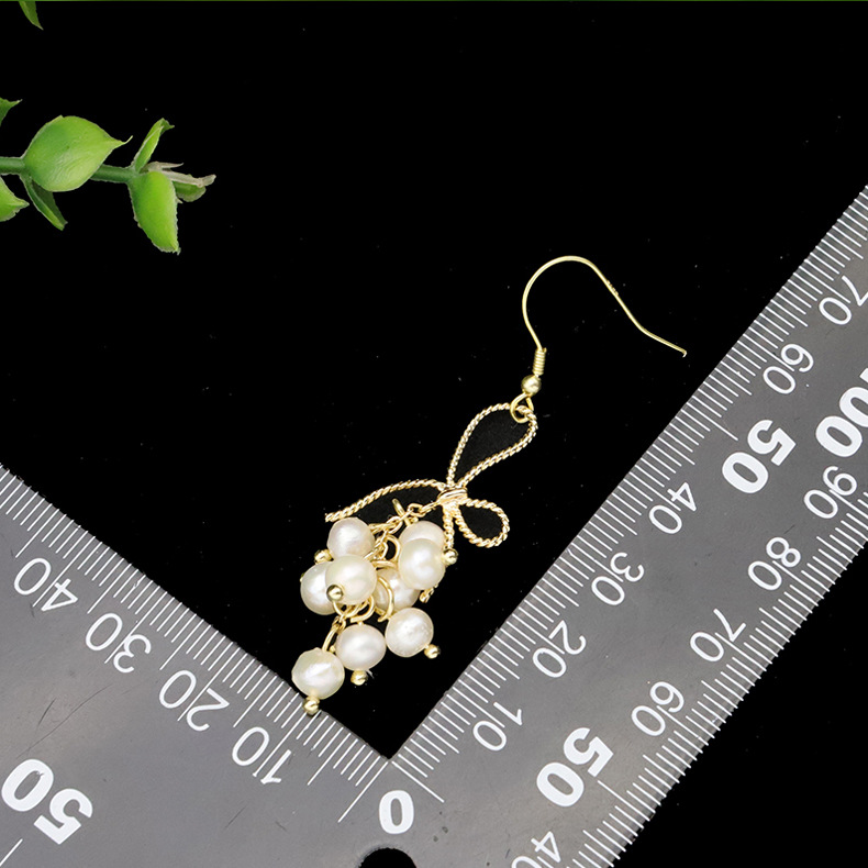 1 Paire Rétro Fleur Placage Perle D'eau Douce Matériaux Mixtes Plaqué Or 18k Boucles D'oreilles display picture 1