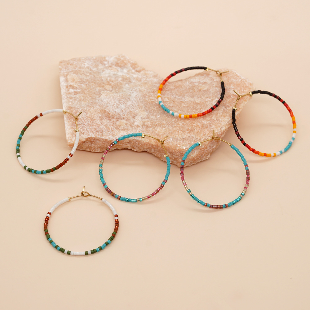 1 Pair Lady Gradient Color Beaded Glass Hoop Earrings display picture 1
