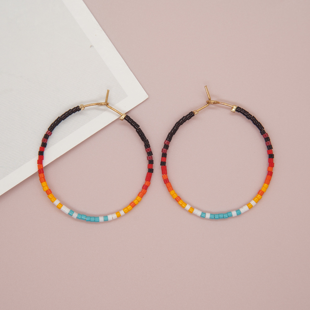 1 Pair Lady Gradient Color Beaded Glass Hoop Earrings display picture 6