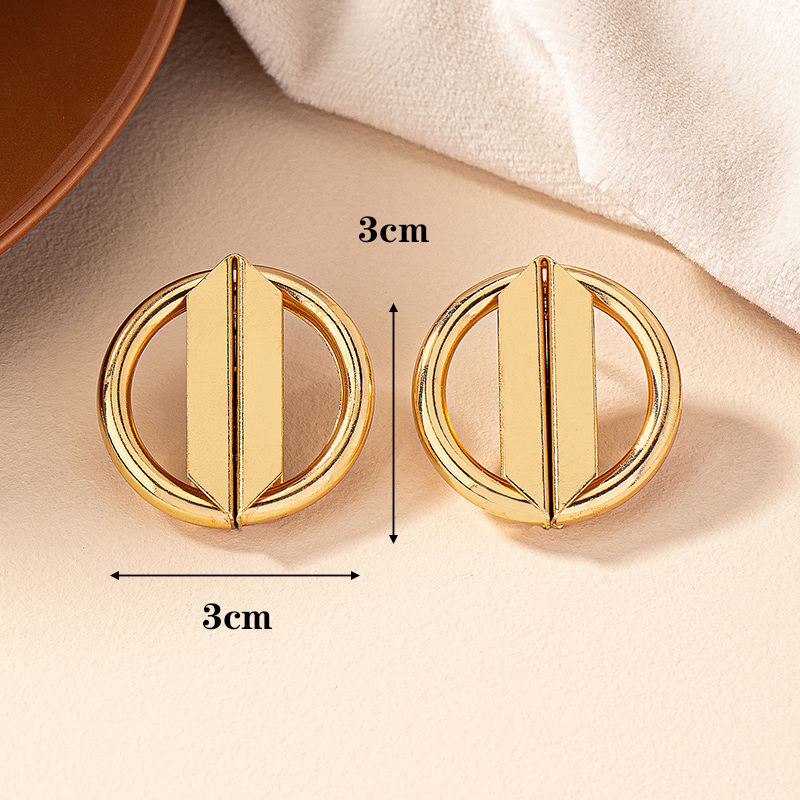 Wholesale Jewelry Elegant Retro Simple Style Round Ferroalloy 14k Gold Plated Plating Metal Ear Studs display picture 5