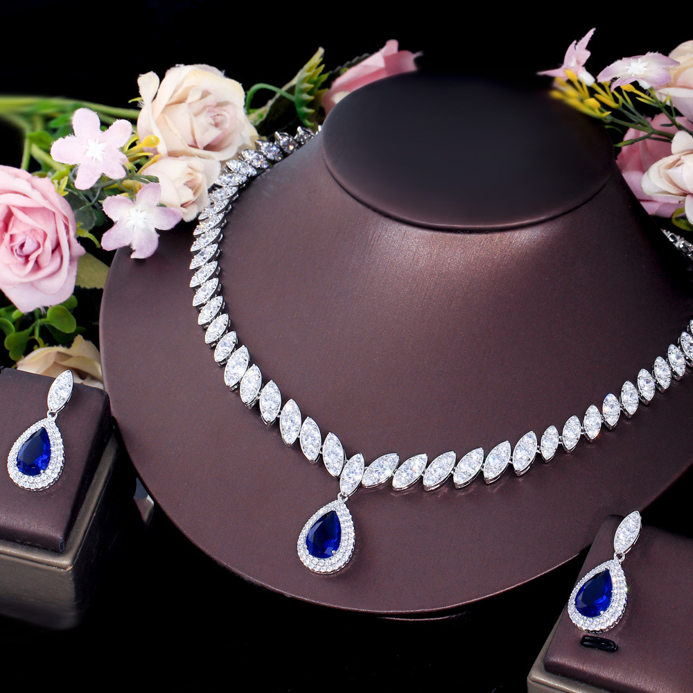 Luxurious Bridal Shiny Water Droplets Copper Plating Inlay Artificial Gemstones White Gold Plated Rhodium Plated Jewelry Set display picture 8
