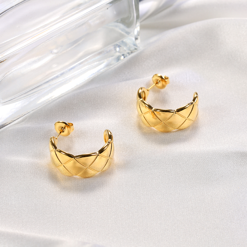 1 Pair Handmade Romantic C Shape Side Stripe Plating Thick Stainless Steel 18k Gold Plated Ear Studs display picture 4