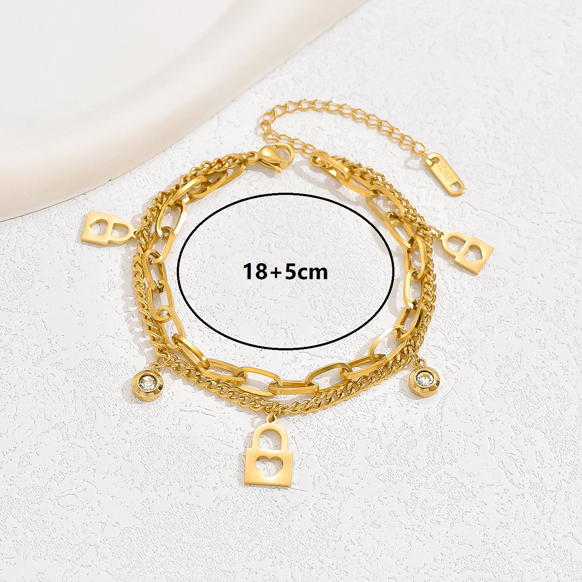 Hip Hop Color Sólido Estilo De Moda Torre Eiffel Forma De Corazón Cerrar Con Llave Acero Inoxidable 201 Chapados en oro de 18k Circón Pulsera Al Mayoreo display picture 17