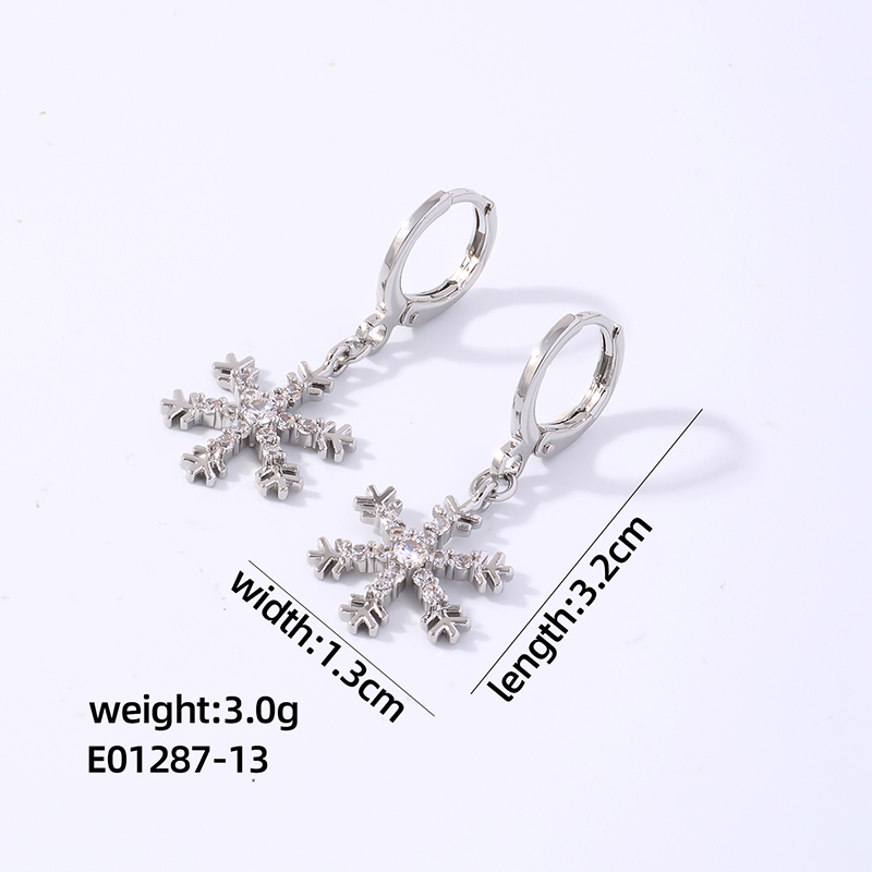 1 Pair Elegant Shiny Snowflake Plating Inlay Copper Zircon White Gold Plated Gold Plated Drop Earrings display picture 1