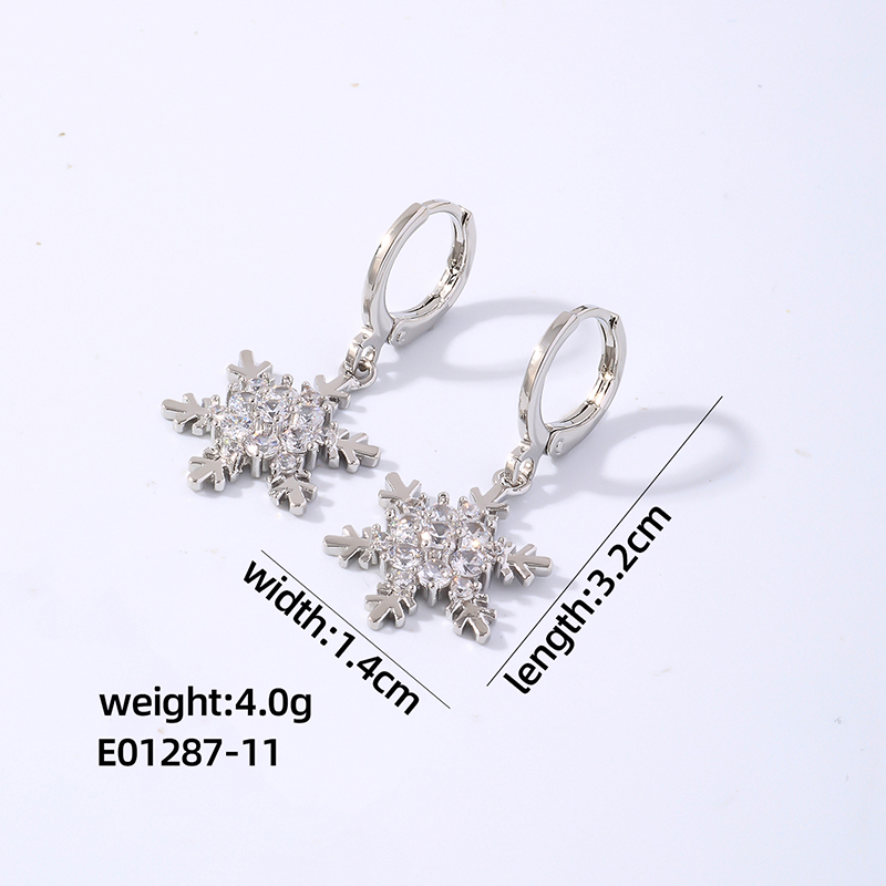 1 Pair Elegant Shiny Snowflake Plating Inlay Copper Zircon White Gold Plated Gold Plated Drop Earrings display picture 4