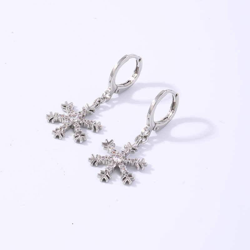 1 Pair Elegant Shiny Snowflake Plating Inlay Copper Zircon White Gold Plated Gold Plated Drop Earrings display picture 7